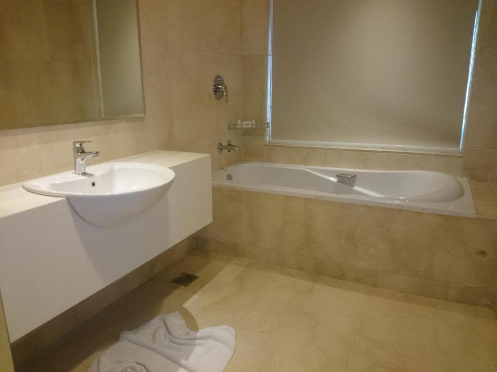 Koupelna v ubytování Diana Heights Luxury Hotel
