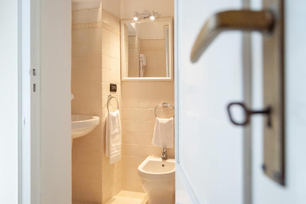 Kúpeľňa v ubytovaní B&B Risveglio col Rosone