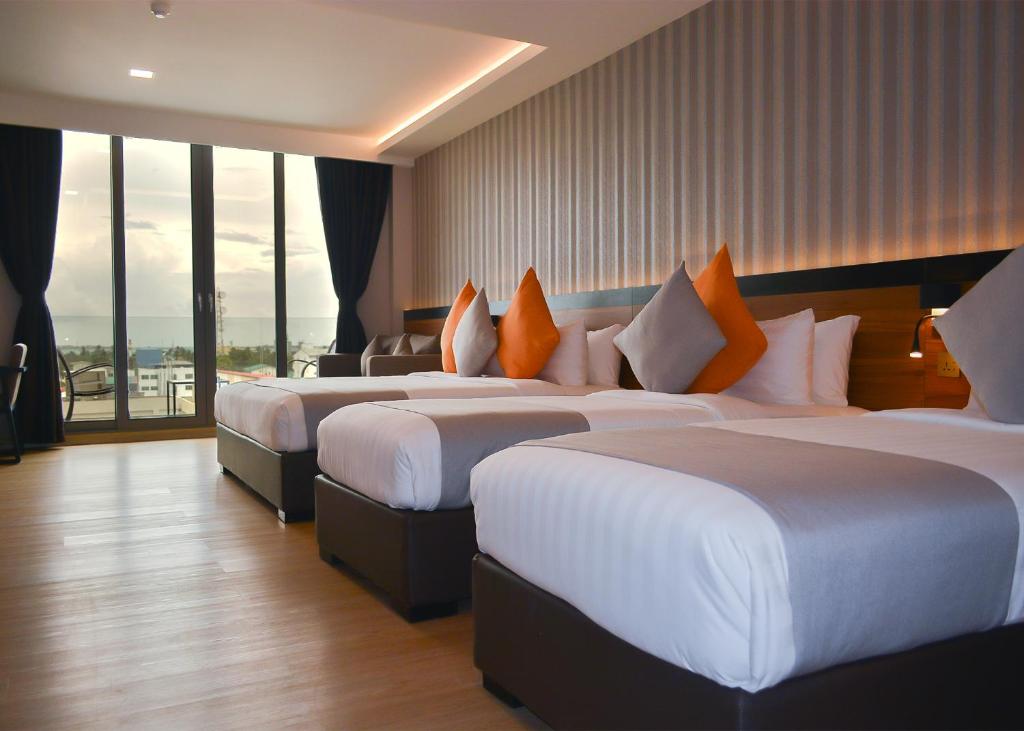 Triton Prestige Seaview and Spa - View 38