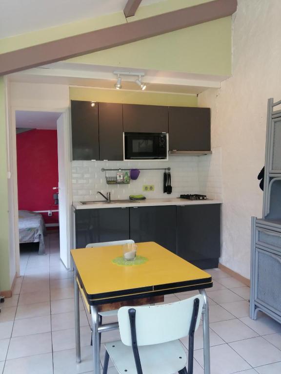 Zdjęcie z galerii obiektu Colline de Boutiès w mieście La Barthe
