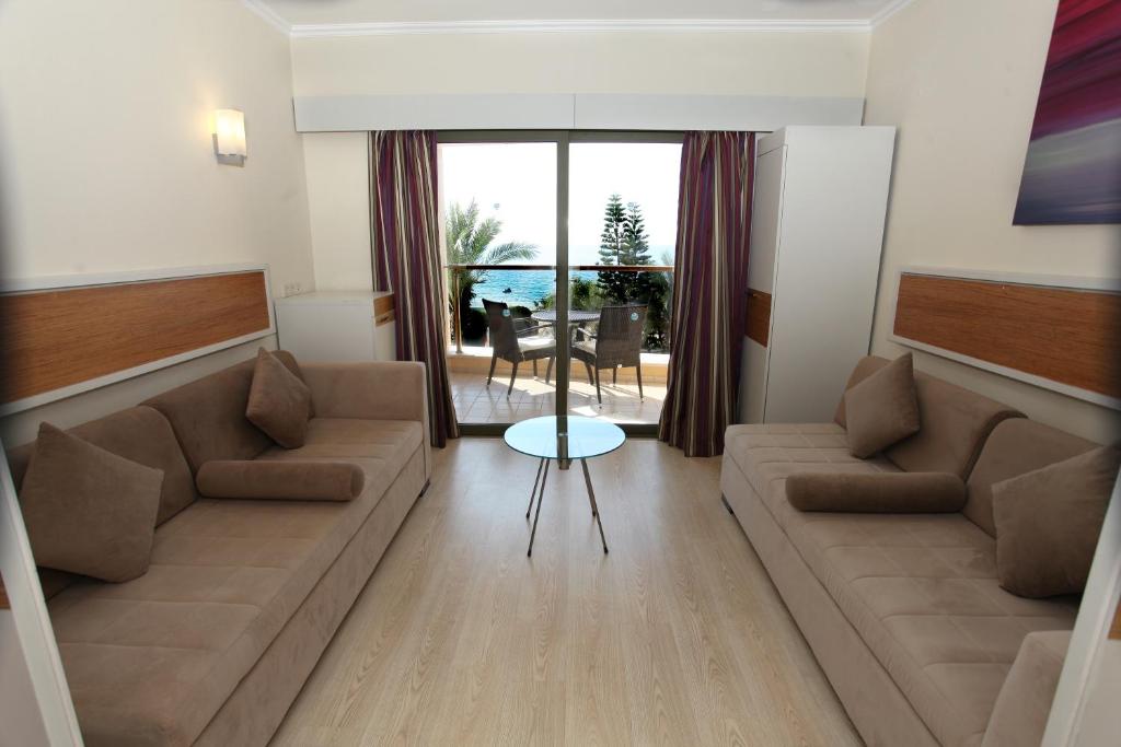AQI Pegasos Royal - 