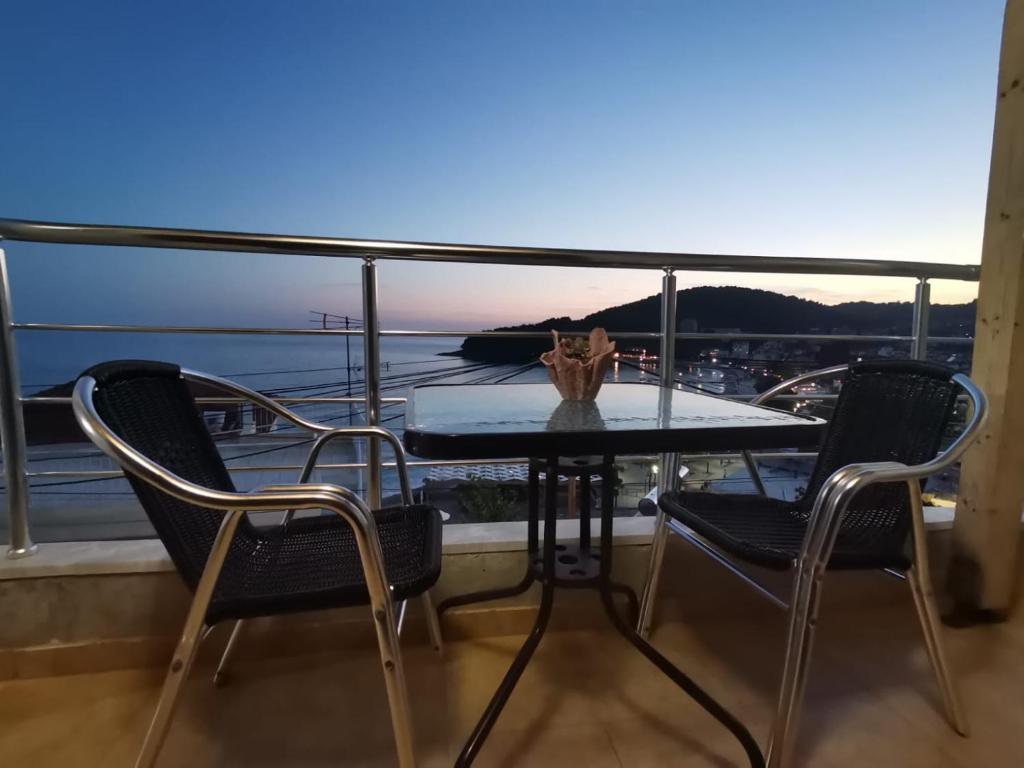 Dina's Apartment, Himare (updated prices 2024)