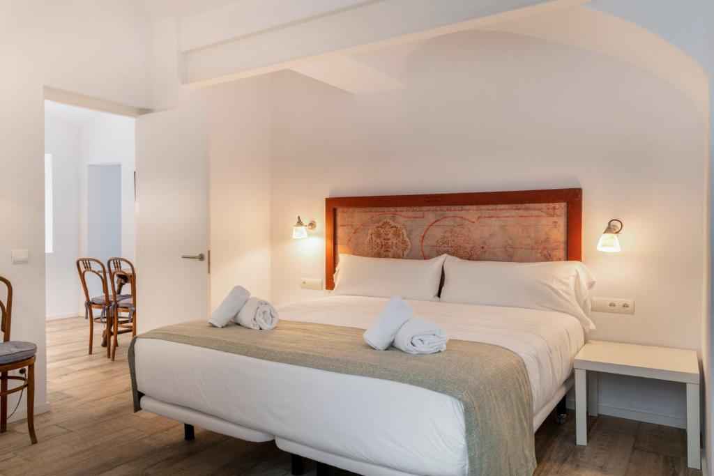 Posteľ alebo postele v izbe v ubytovaní Alta House Apartments 3 Calas
