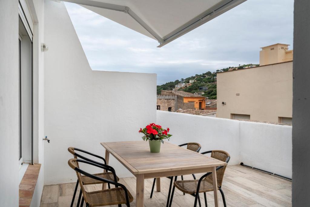 Balkón alebo terasa v ubytovaní Alta House Apartments 3 Calas