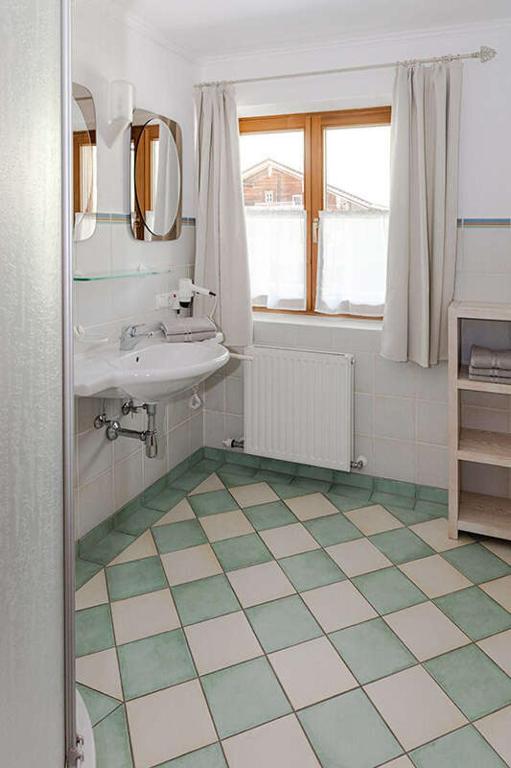 Koupelna v ubytování Bidner, Appartements