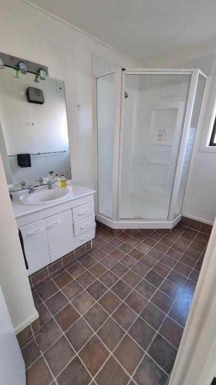 755 Regal Court Motel - Resim 19