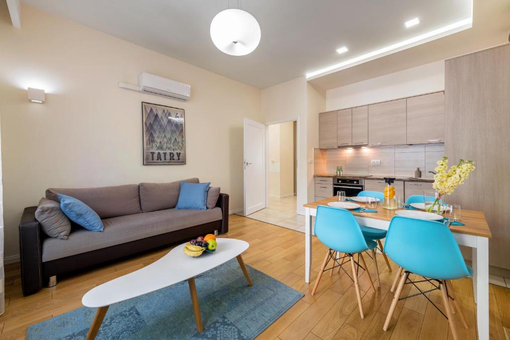 Posezení v ubytování Królewska Apartments