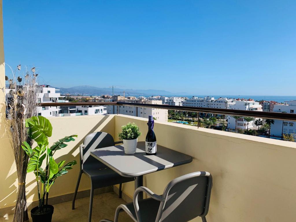 LivinMálaga Playa Flores Apartment Colina, Torremolinos ...