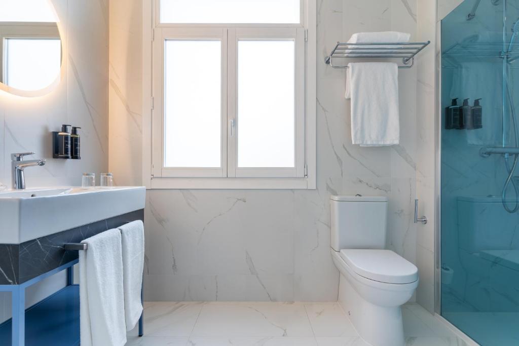 Ikonik Gran Vía - 9