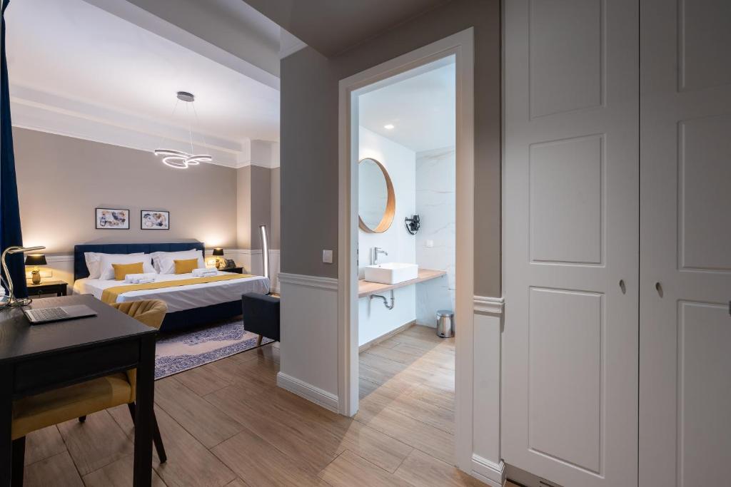 
Superior Triple Room
