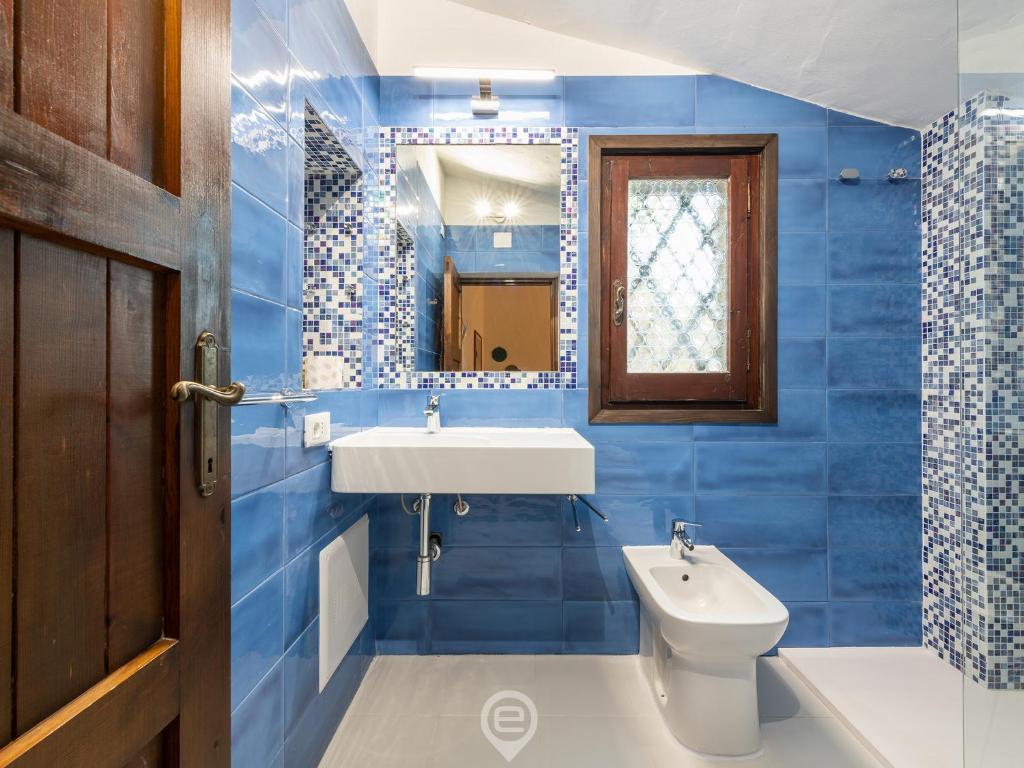 A bathroom at Villa Mistral