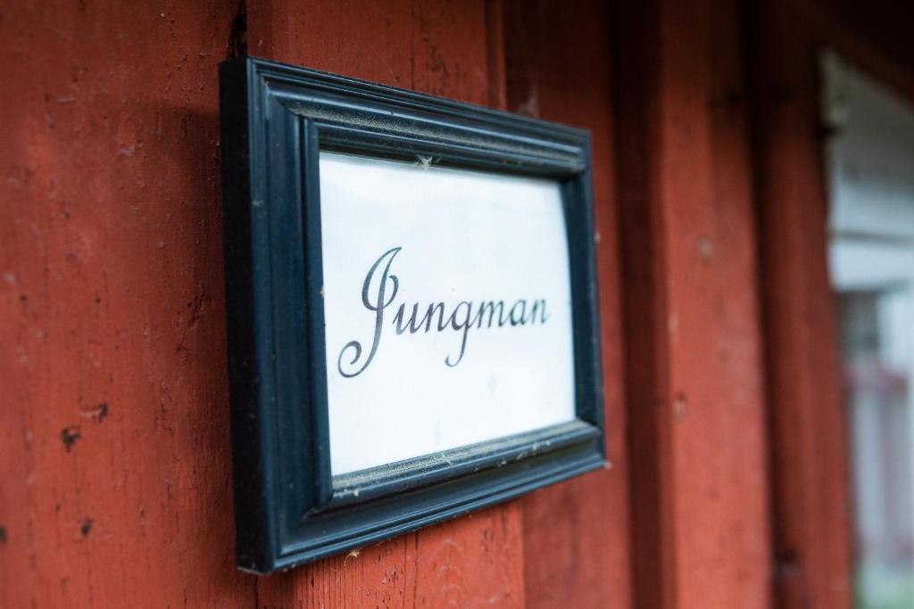 Certifikát, hodnocení, plakát nebo jiný dokument vystavený v ubytování Båtsmansstugorna