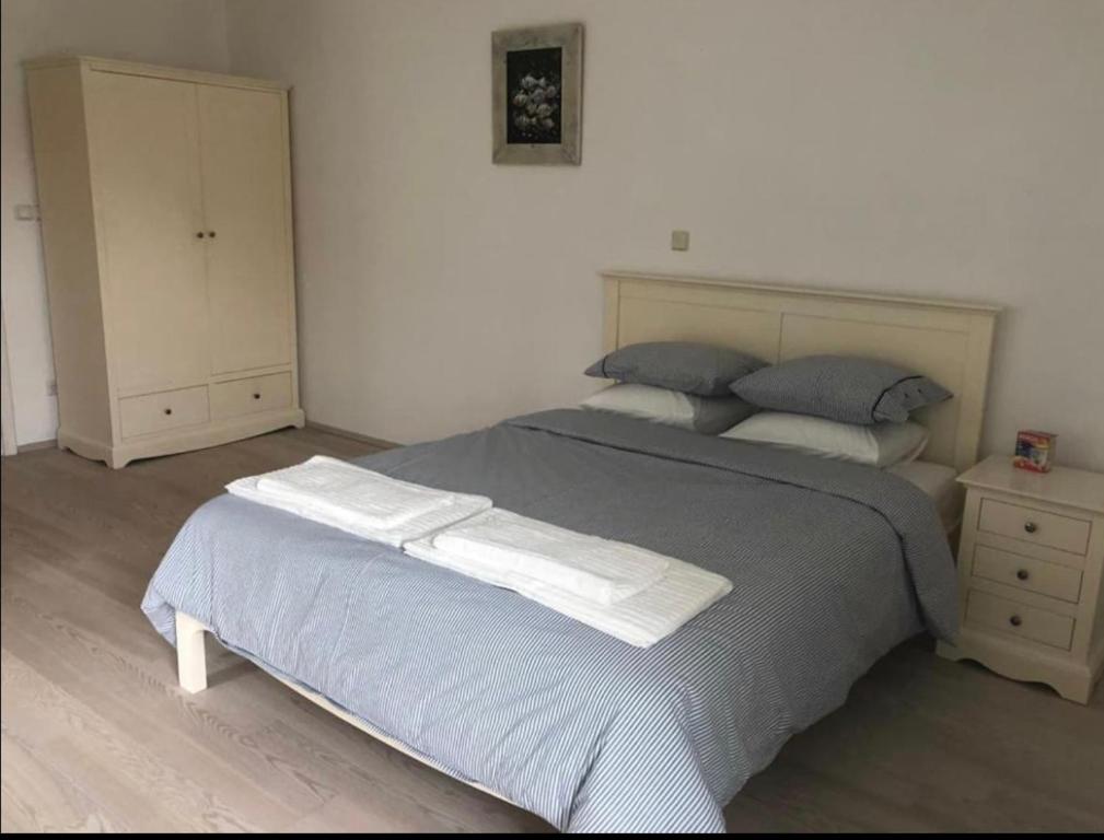 Fotografia z galérie ubytovania Spacious 2 storey apartment old town Mali Lošinj v Mali Lošinj