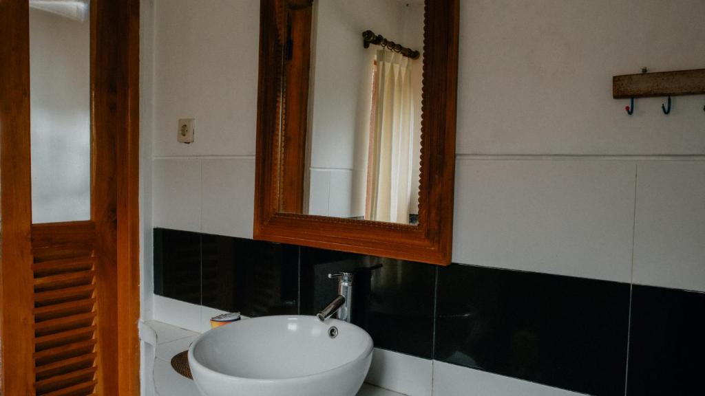 Puri Sunny Munduk , North Bali - 11