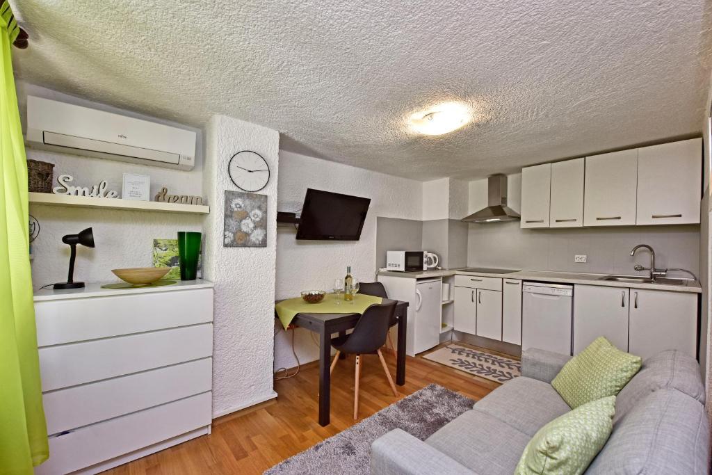 Kuchyň nebo kuchyňský kout v ubytování Apartment Corta City-Centre