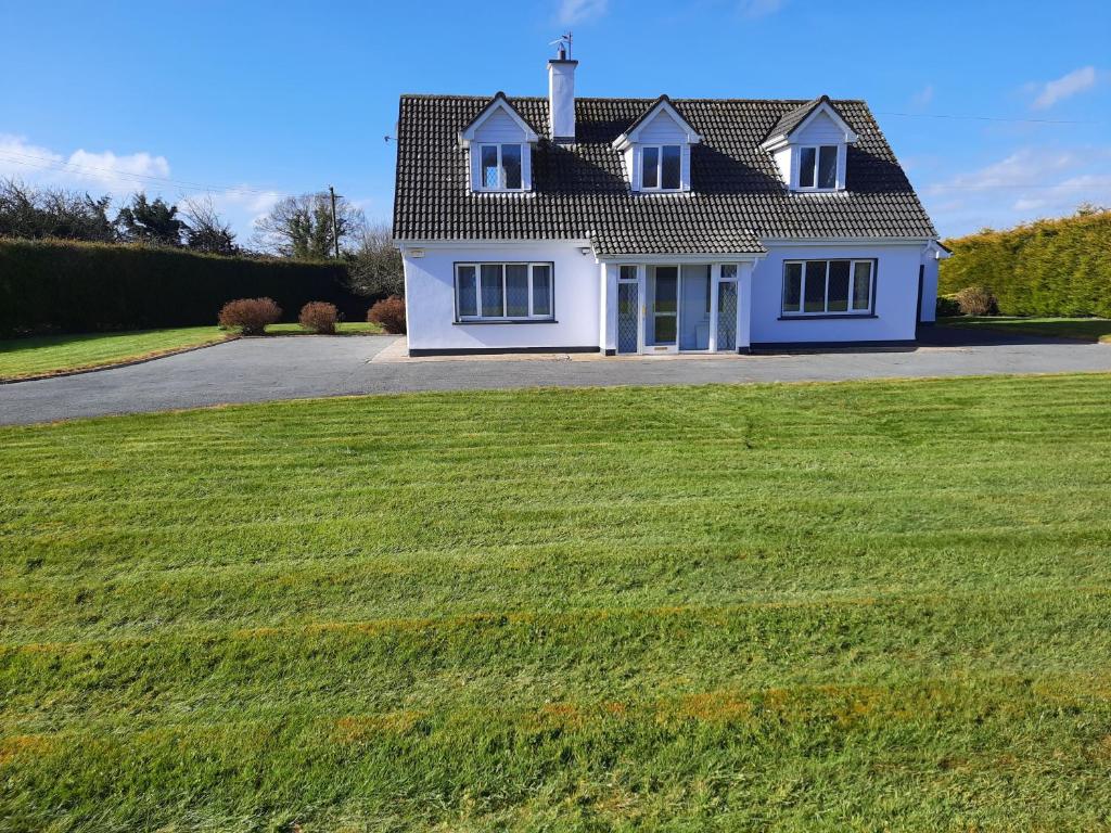 4 Bedroom, 15 min to Limerick city Quiet Retreat., Limerick (updated prices 2024)