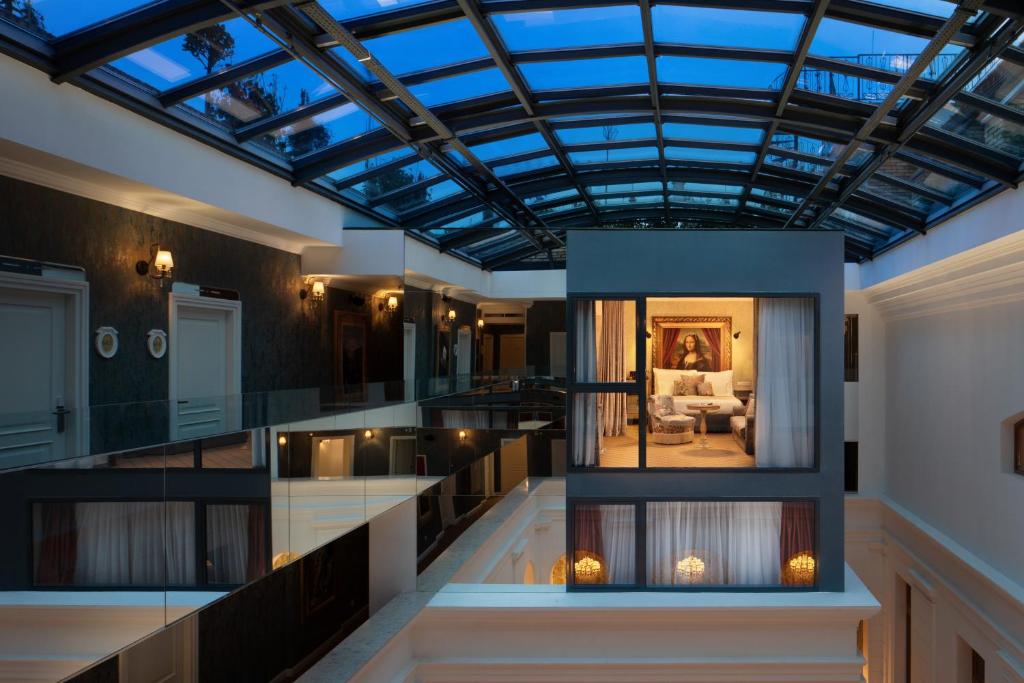 Mystery Hotel Budapest, Preferred Hotels & Resorts - Resim 45