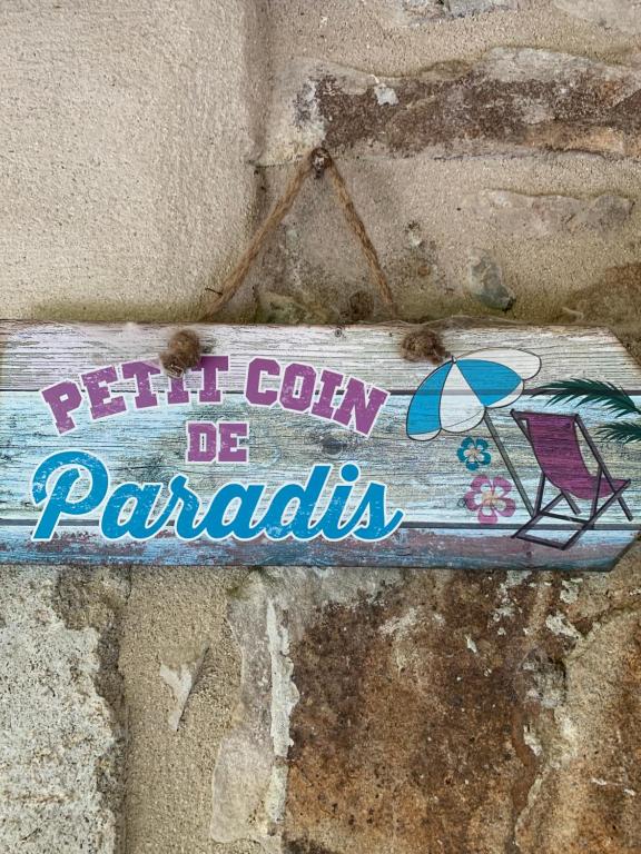 Certifikát, hodnocení, plakát nebo jiný dokument vystavený v ubytování Petit coin de paradis