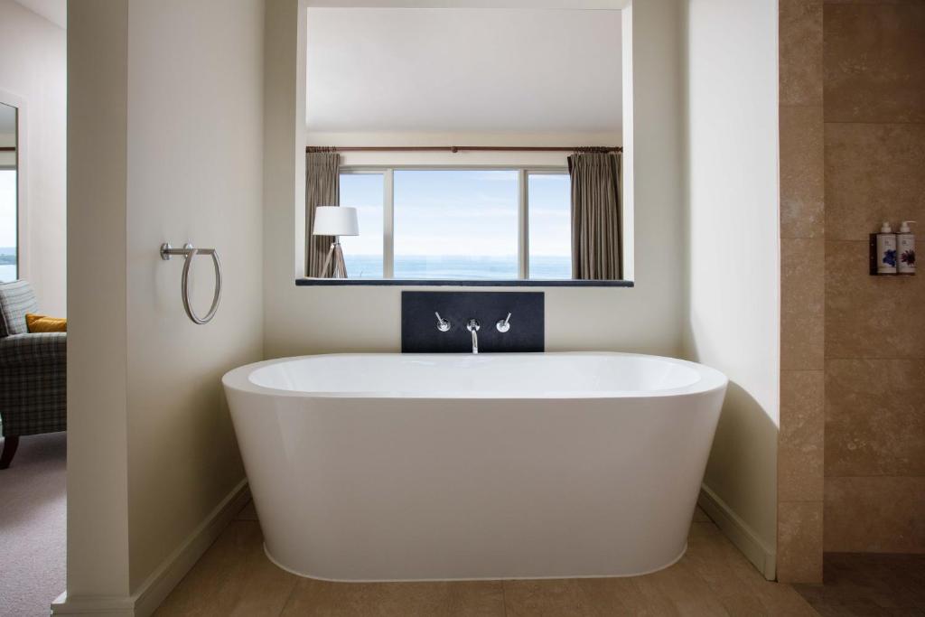 The Lewinnick Lodge - Double Oceanside Superior