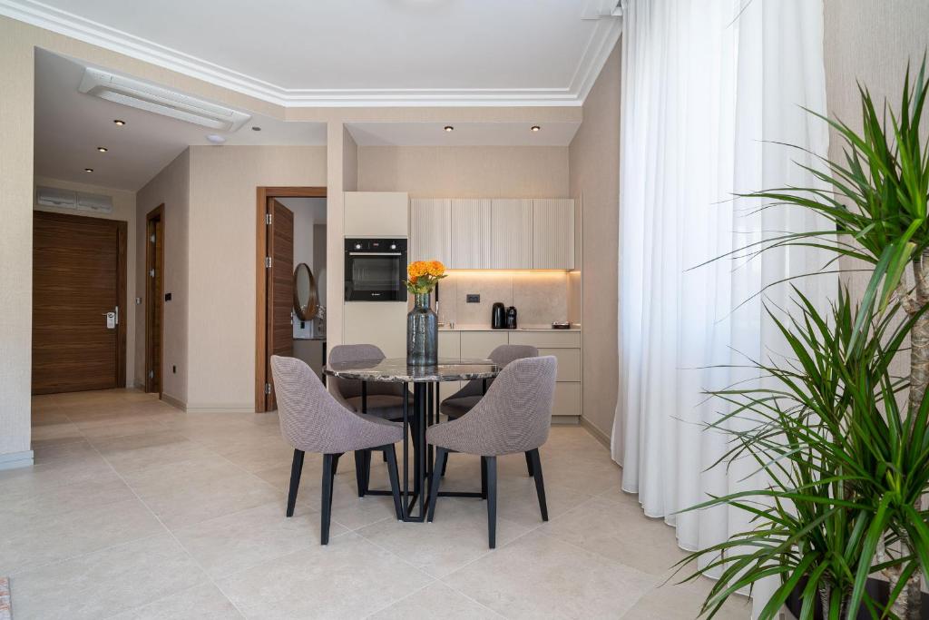 Kuchyň nebo kuchyňský kout v ubytování C Group apartments