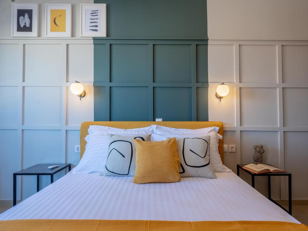 Ένα ή περισσότερα κρεβάτια σε δωμάτιο στο Meros Filikon - Zakynthian Residencies