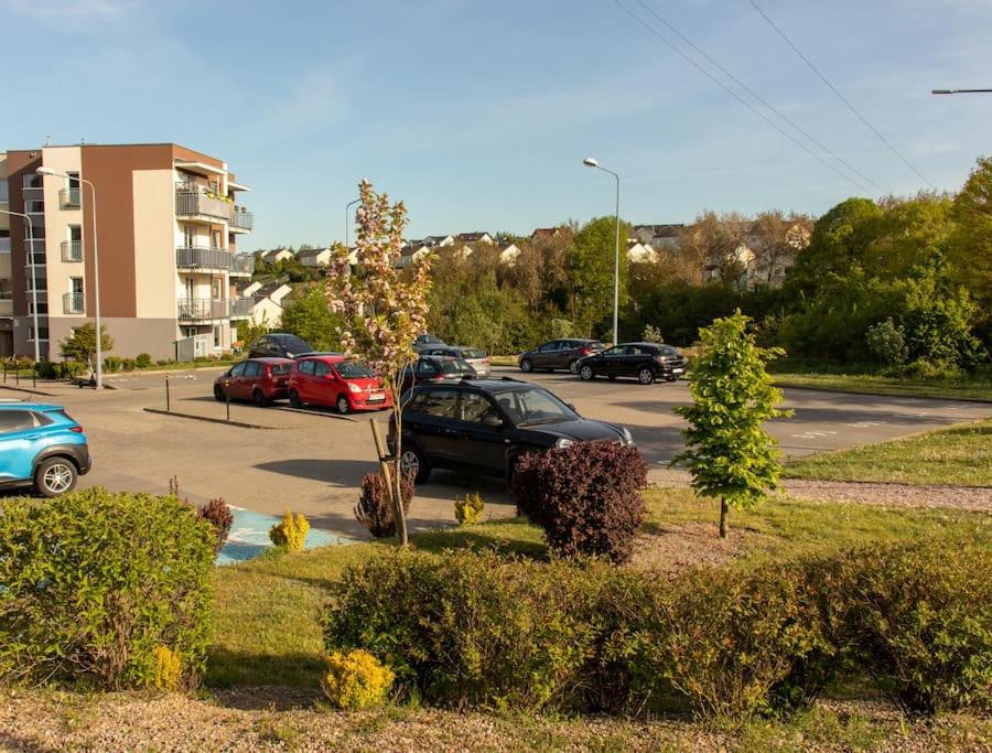 Fotografia z galérie ubytovania Rodzinne mieszkanie 2-pokojowe 50m2 z bezpłatnym prywatnym parkingiem i balkonem v destinácii Gdansk