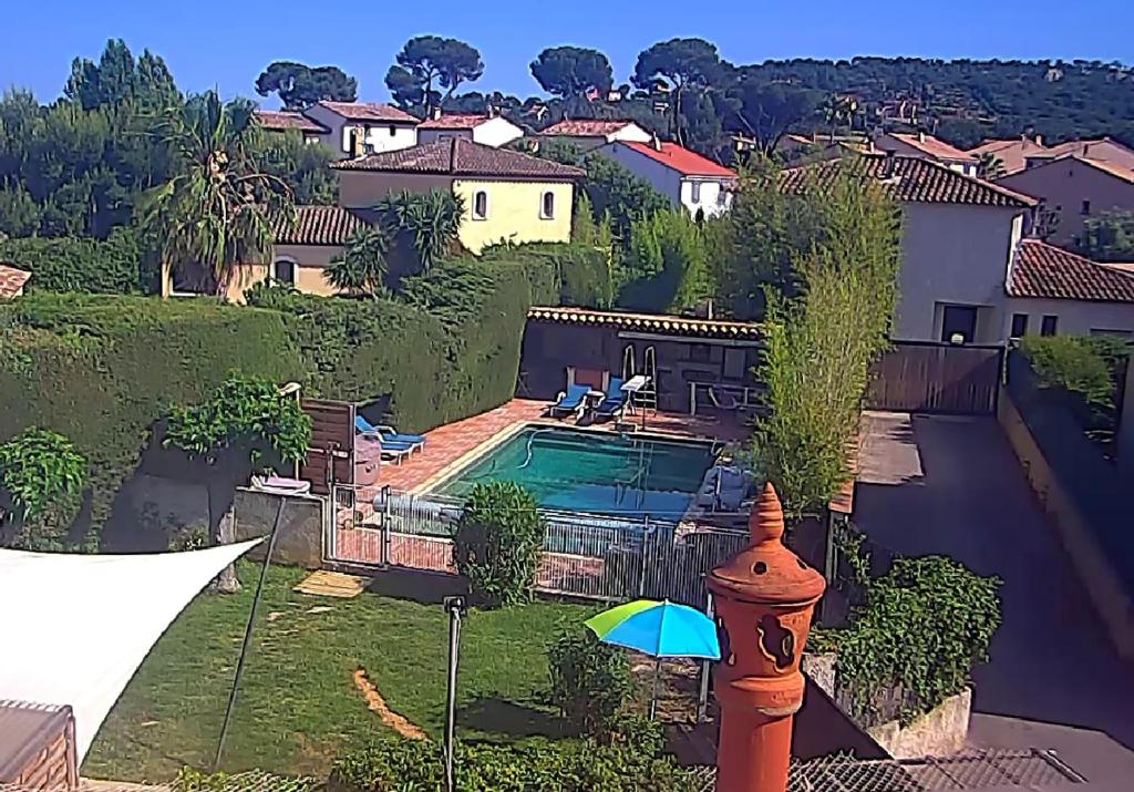 Maison de Vacances les Pins piscine chauffée, Six-Fours-les-Plages –  Updated 2023 Prices