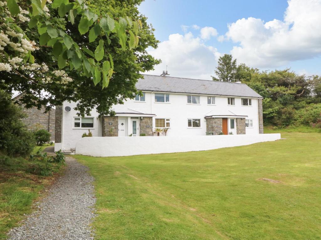 Courtlands, Pwllheli (updated prices 2024)