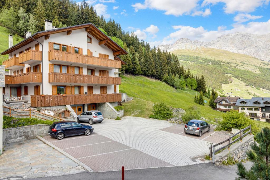 Nespecifikovaný výhled na hory nebo výhled na hory při pohledu z apartmánu