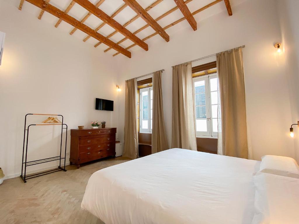 Hotel Nou Sant Antoni - Superior Queen Room