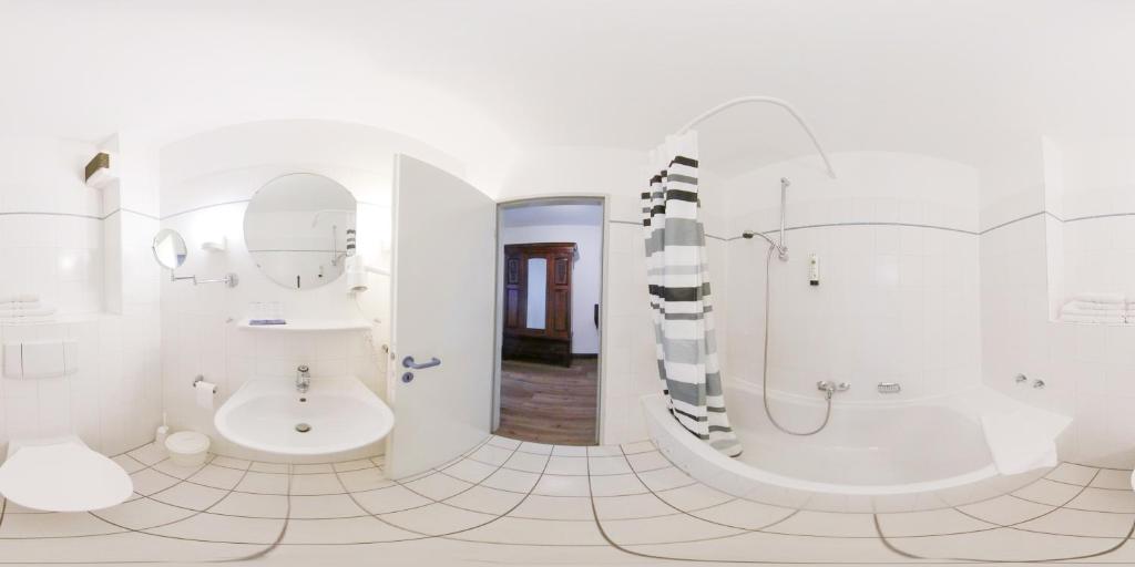 Hotel Am Kamp - Resim 3