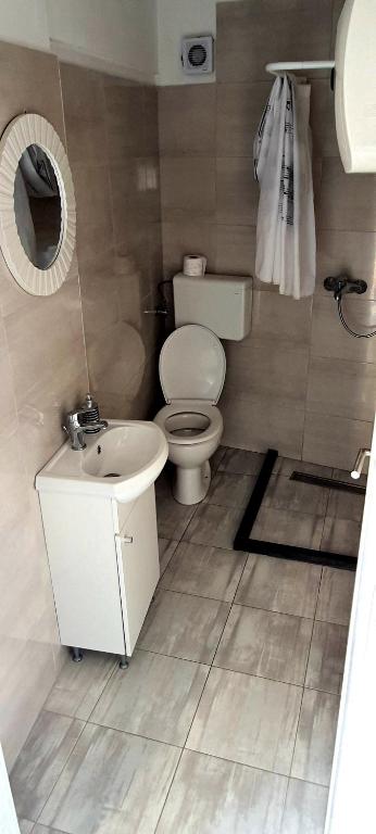 Kúpeľňa v ubytovaní Holiday home Jakov