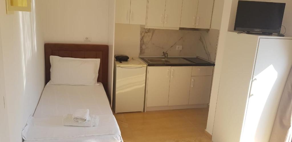 Apartments Villa Dovinefa - Imazhi 4