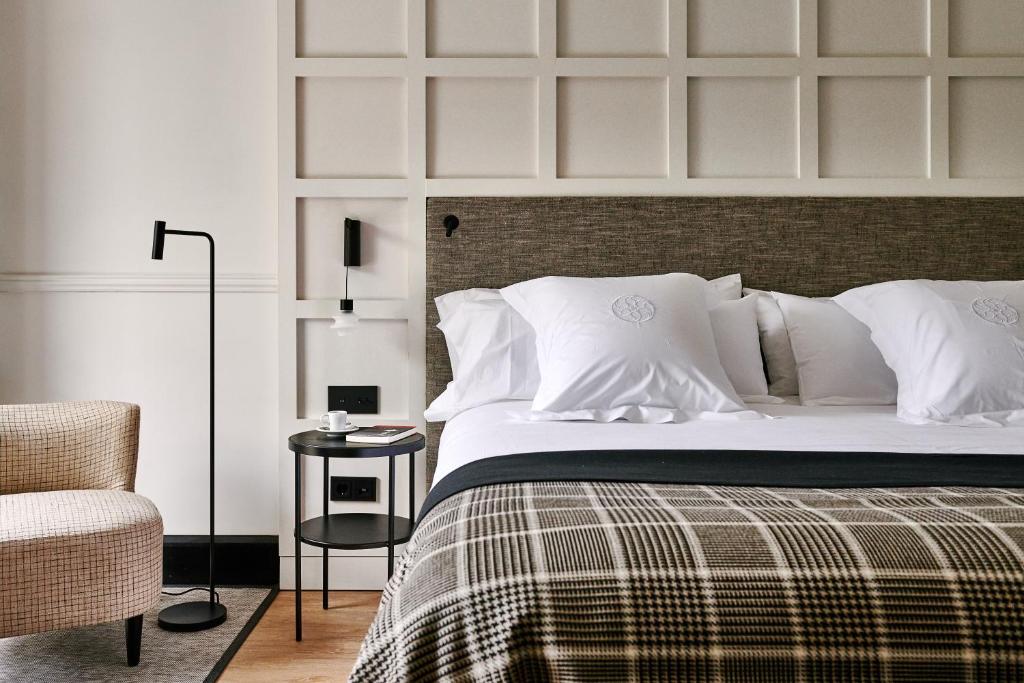 
Double Room with Patio
