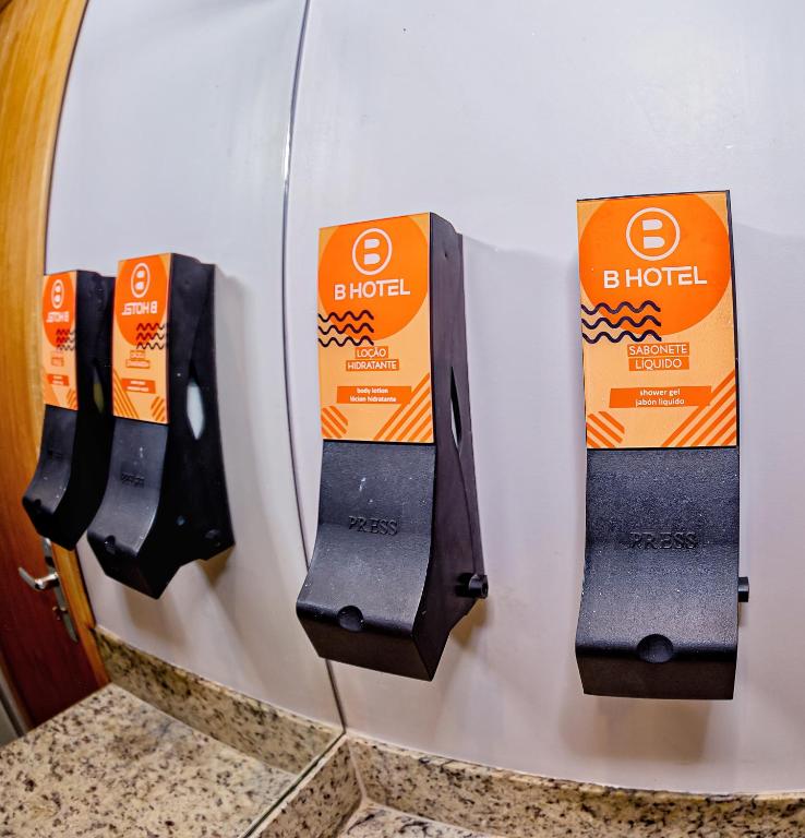 Certifikát, hodnocení, plakát nebo jiný dokument vystavený v ubytování B Hotel Salvador