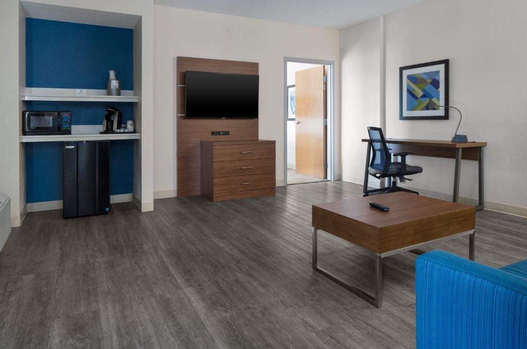 Holiday Inn Express North Myrtle Beach - Little River by IHG photo