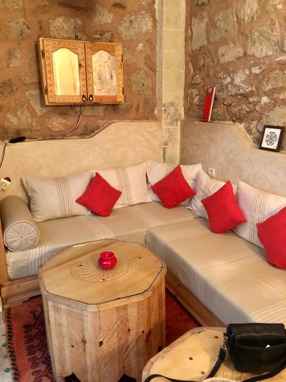 Coin salon dans l'établissement Dar Farah, riad au coeur de la médina