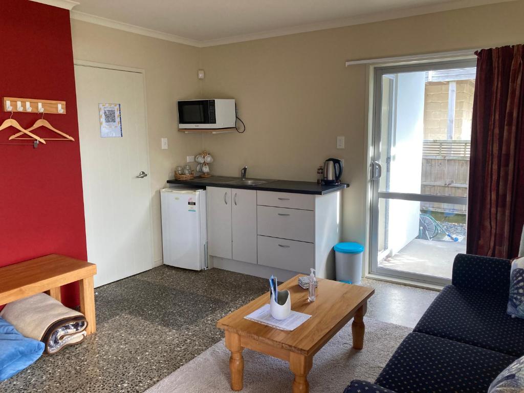 The Back Garden - Resim 5