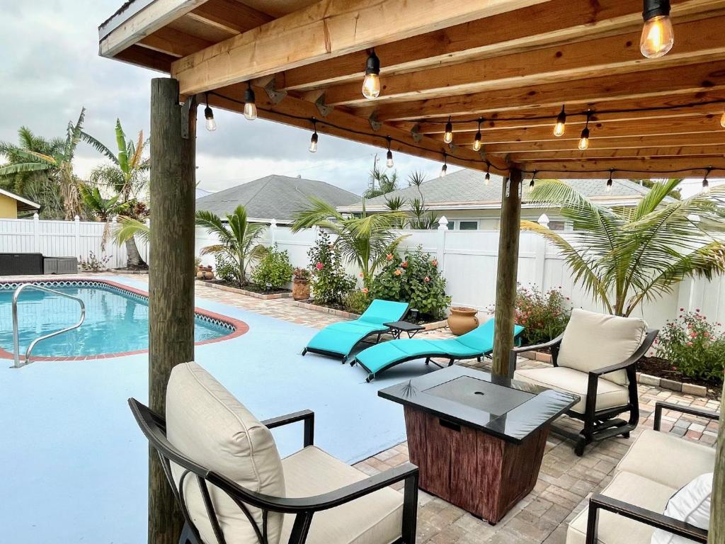 Perfect Family Vacation House with Private Pool, Jupiter (updated