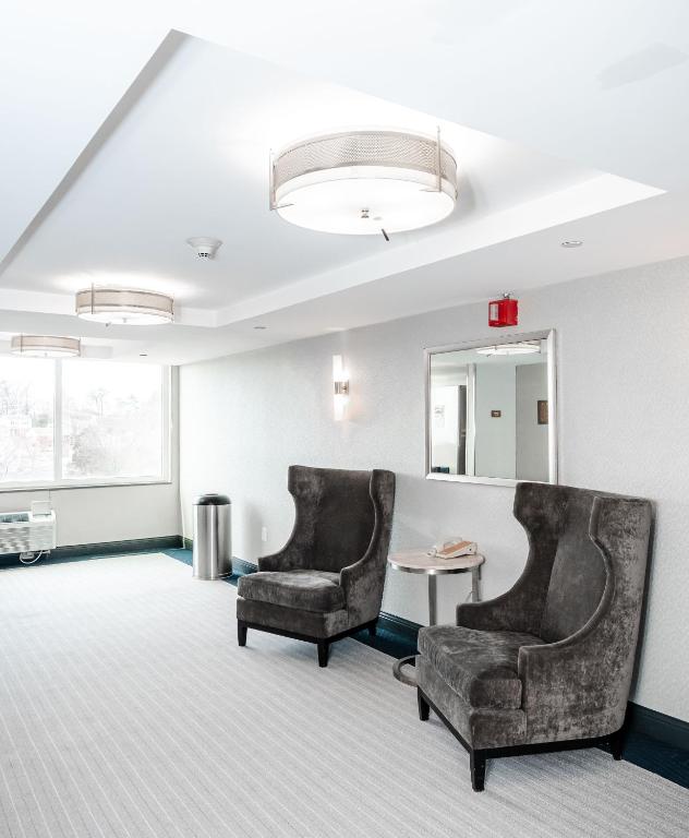 Posezení v ubytování Metro Points Hotel Washington North