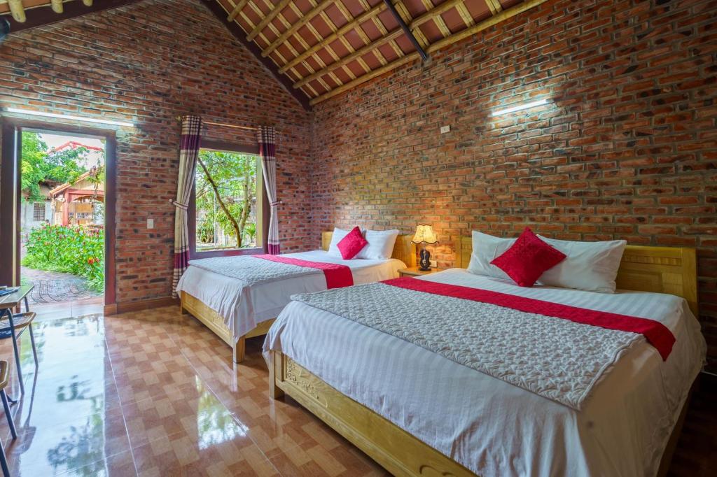 Tam Coc Mountain Lake Homestay - Bungalow Familial