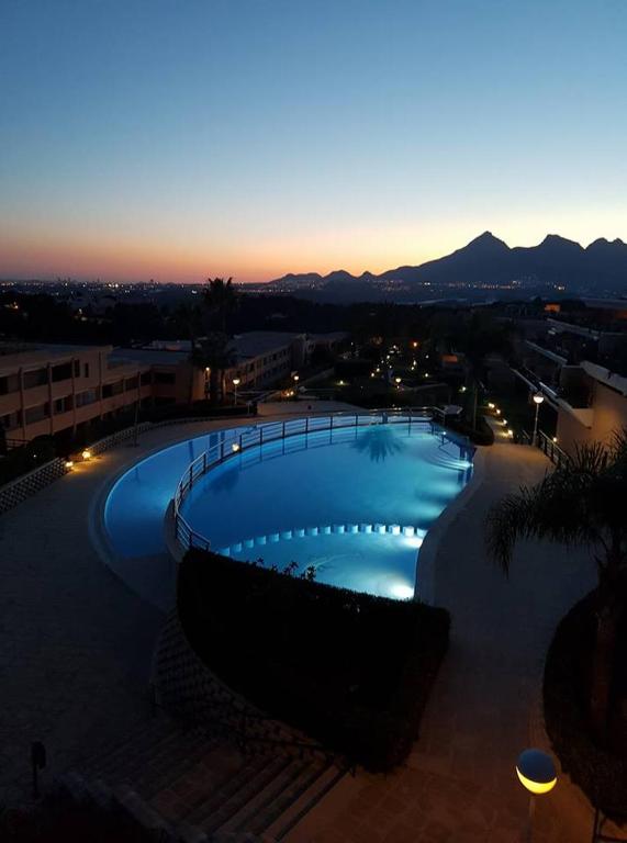 The swimming pool at or close to Apartamento Altea Nova