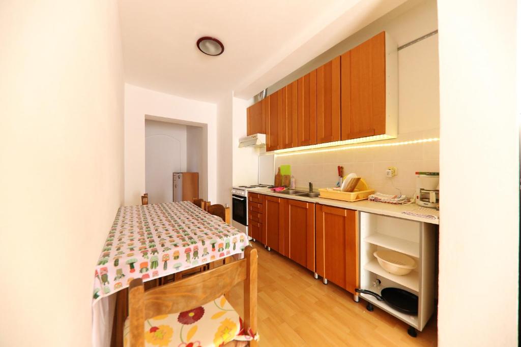 Η κουζίνα ή μικρή κουζίνα στο Modern apartment in Zadar, sea view