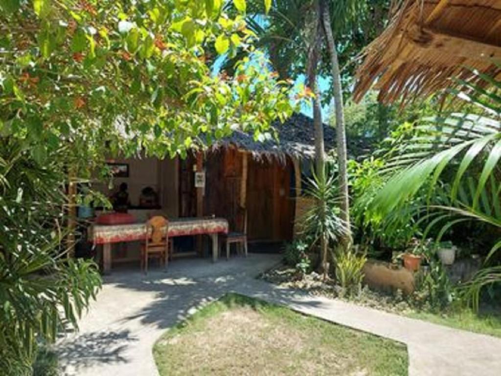 Un jardín fuera de Stevrena Accommodations