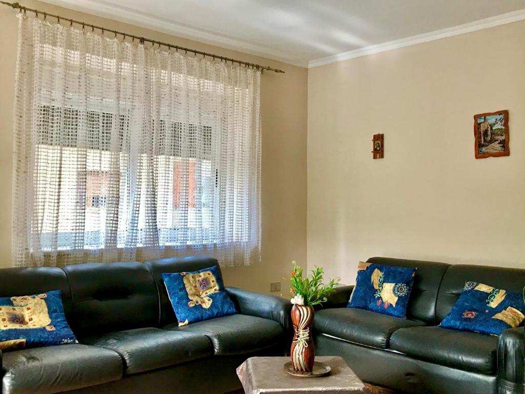 Lovely Apartment in front of the Lake - Image 9
