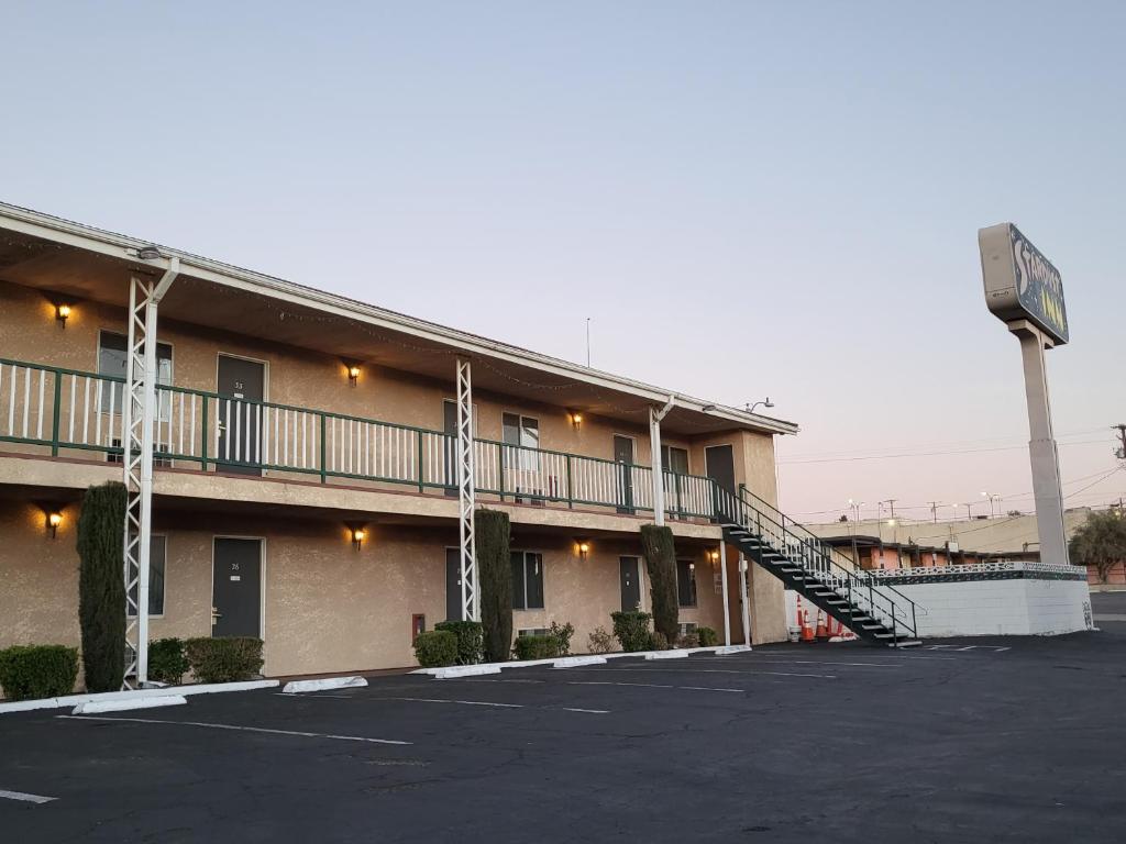 Star Inn On Route 66, Barstow photo