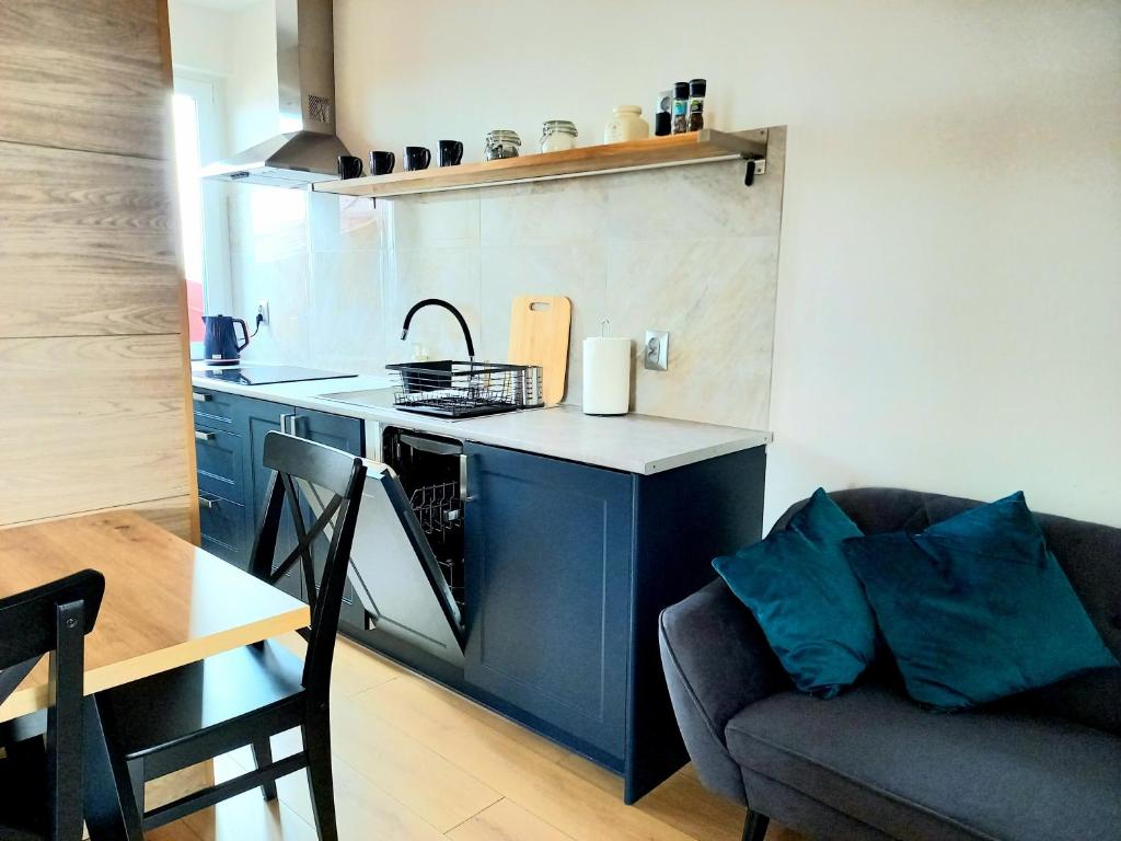 Villa AgaTomDom Gdańsk, Taras-Grill-Kuchnia, 1800m Stare Miasto Gdańsk - 13