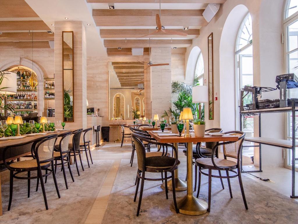 Browns Avenue Hotel - Resim 32