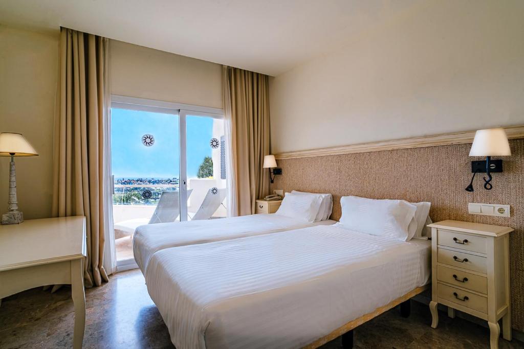 Kép Aparthotel Cordial Mijas Golf szállásáról Mijasban a galériában