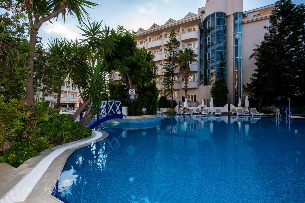 Bazén v ubytování Side Star Beach Hotel - Ultra All Inclusive nebo v jeho okolí
